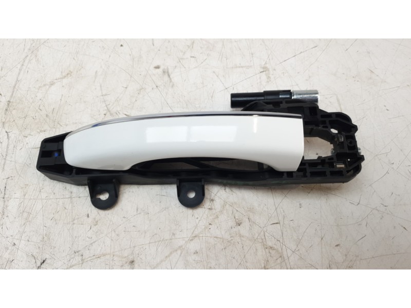 Recambio de maneta exterior delantera izquierda para mg zs comfort referencia OEM IAM 11127279  