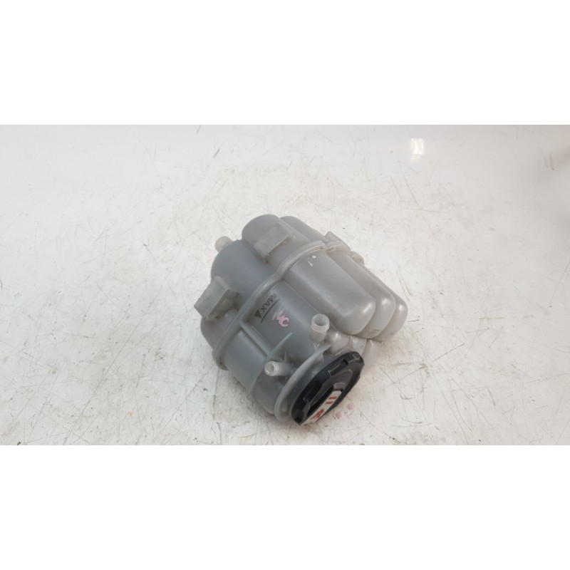 Recambio de deposito expansion para audi a4 b9 avant (8w5, 8wd) s4 tdi mild hybrid quattro referencia OEM IAM 8W1121405N  