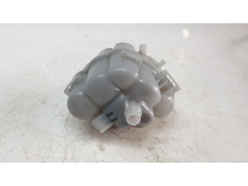 Recambio de deposito expansion para audi a4 b9 avant (8w5, 8wd) s4 tdi mild hybrid quattro referencia OEM IAM 8W1121405N  