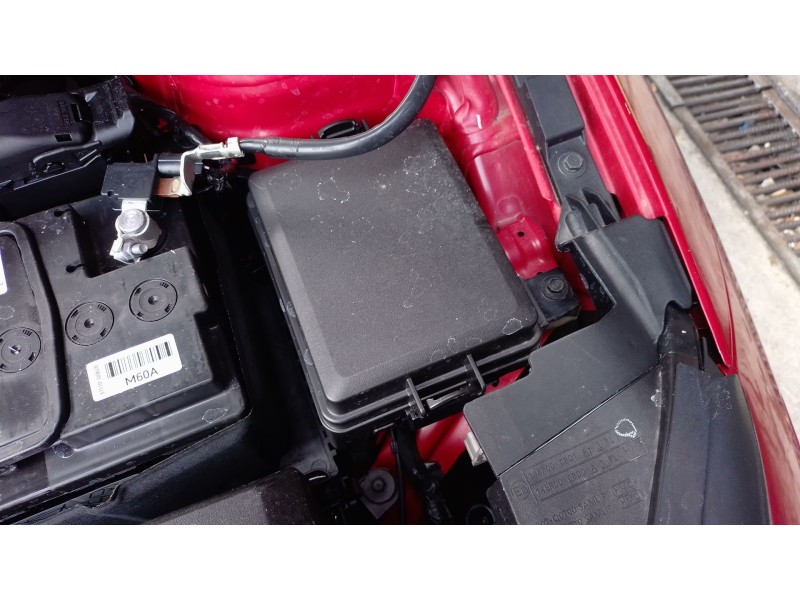 Recambio de caja reles / fusibles para hyundai bayon 1.2 mpi 79 cv maxx (2024) referencia OEM IAM   