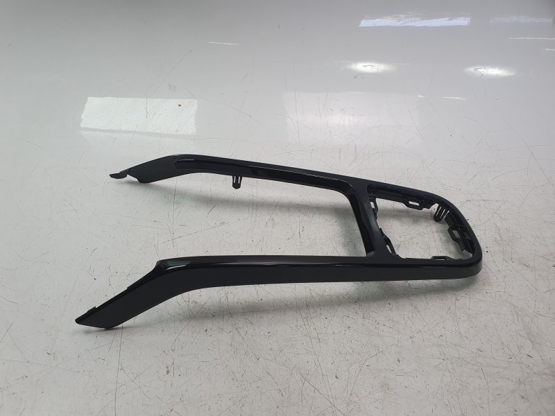 Recambio de moldura para dacia spring electric business referencia OEM IAM 969415083R  