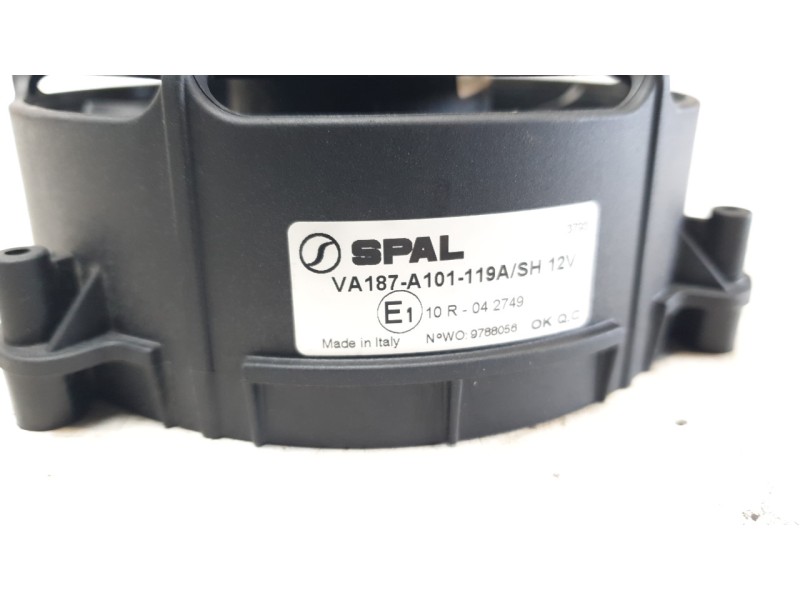 Recambio de electroventilador para ktm super adventure 1290 super adventure s referencia OEM IAM 10R042749  