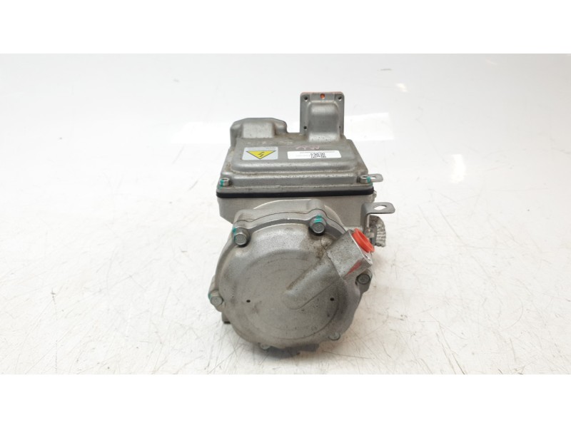 Recambio de compresor aire acondicionado para dacia spring electric business referencia OEM IAM 926006978R  