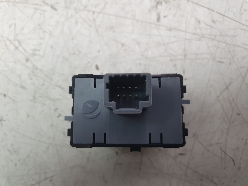 Recambio de interruptor para dacia spring electric business referencia OEM IAM 284489737R  
