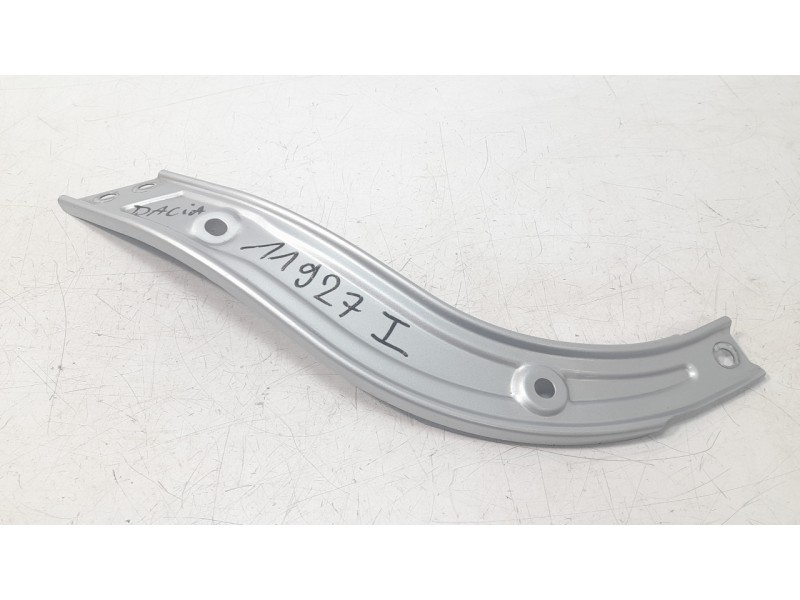 Recambio de travesaño superior para dacia spring electric business referencia OEM IAM 752D54409R  