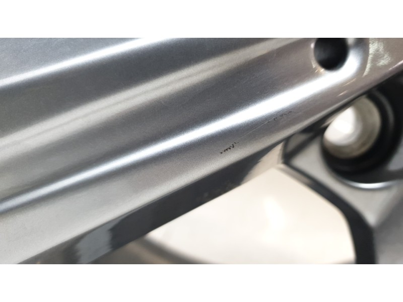 Recambio de llanta para mini countryman d countryman d referencia OEM IAM 6898044  