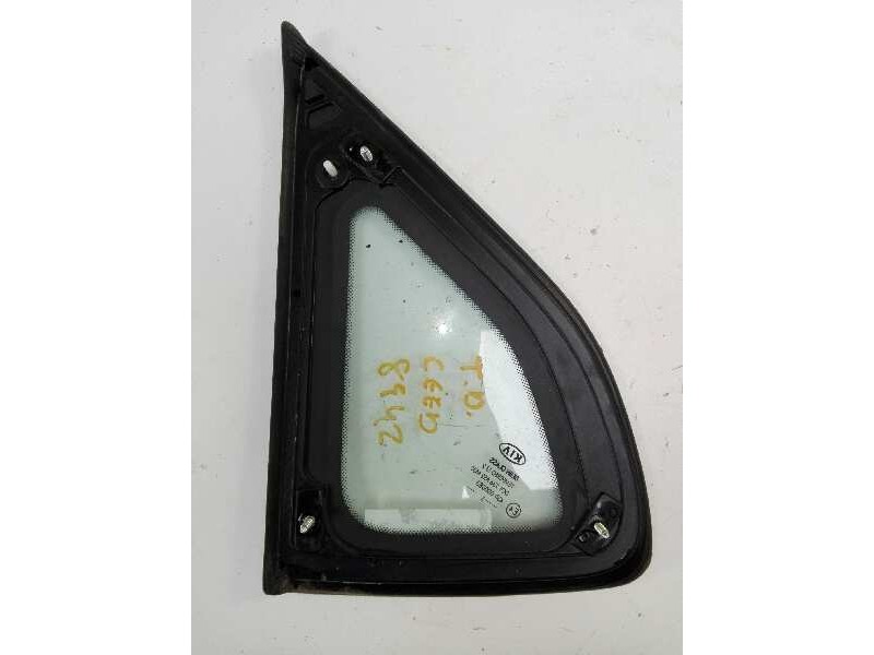 Recambio de luna trasera derecha para kia cee´d drive referencia OEM IAM 83420A2000  