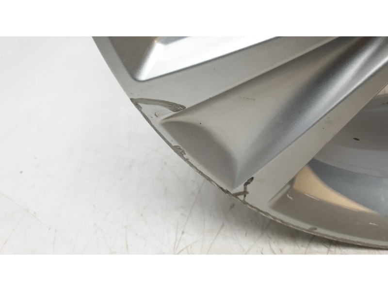 Recambio de llanta para seat leon sportstourer (kl8, kld) 2.0 tdi referencia OEM IAM 5FA601025C  