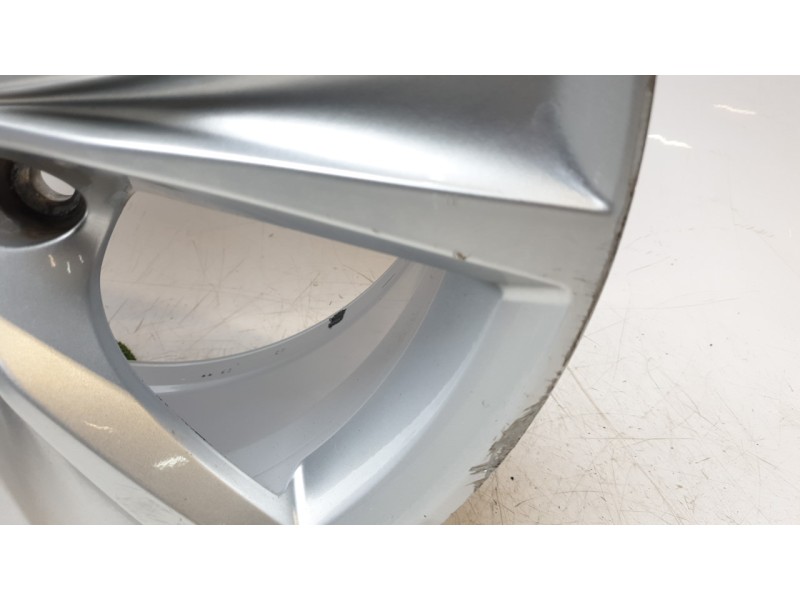 Recambio de llanta para seat leon sportstourer (kl8, kld) 2.0 tdi referencia OEM IAM 5FA601025C  