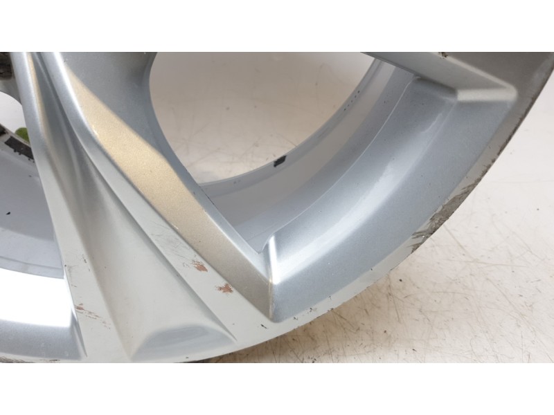Recambio de llanta para seat leon sportstourer (kl8, kld) 2.0 tdi referencia OEM IAM 5FA601025C  