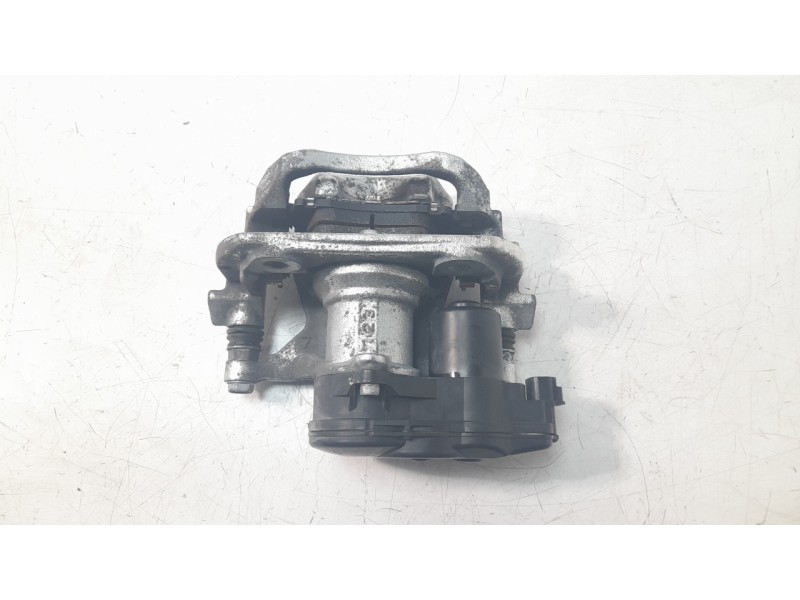 Recambio de pinza freno trasera derecha para lexus nx 2.5 16v cat (híbrido) referencia OEM IAM 4631078010  
