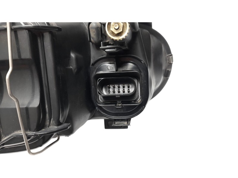 Recambio de faro izquierdo para volkswagen golf iv (1j1) 1.6 16v referencia OEM IAM 1J1941017B  10123211002 , VG0344904 , 119107