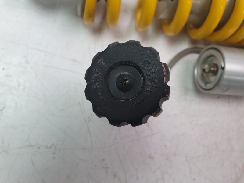 Recambio de amortiguador trasero para ducati multistrada v2 referencia OEM IAM 36521505A  