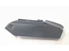 Recambio de moldura para honda x-adv referencia OEM IAM 64400MKHD000  