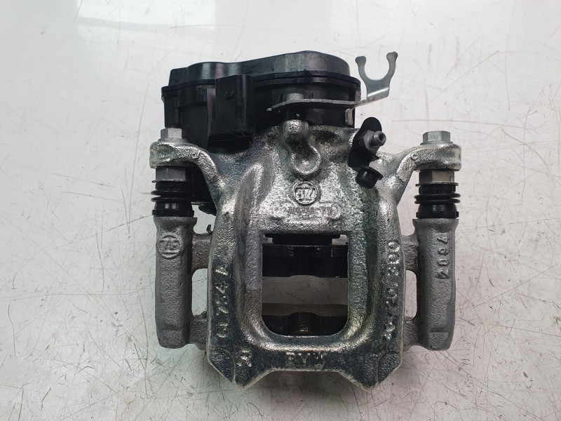 Recambio de pinza freno trasera derecha para mini countryman d countryman d referencia OEM IAM 689106602  