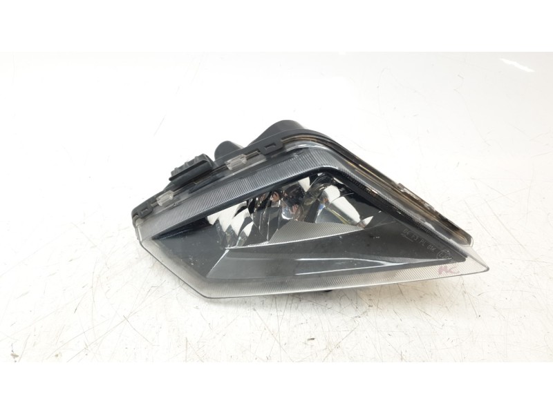 Recambio de faro antiniebla derecho para seat ibiza v (kj1, kjg) 1.0 tsi referencia OEM IAM 6F0941702A  