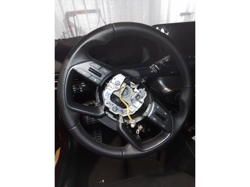 Recambio de volante para hyundai bayon 1.2 mpi 79 cv maxx (2024) referencia OEM IAM 56100Q0DA07NN  