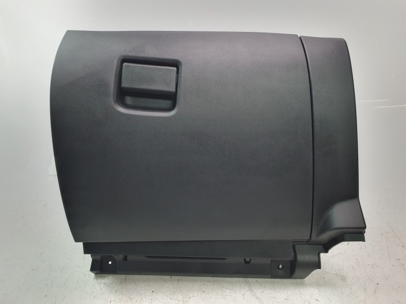 Recambio de guantera para nissan juke (f16_) dig-t 117 referencia OEM IAM 68520HS00A  