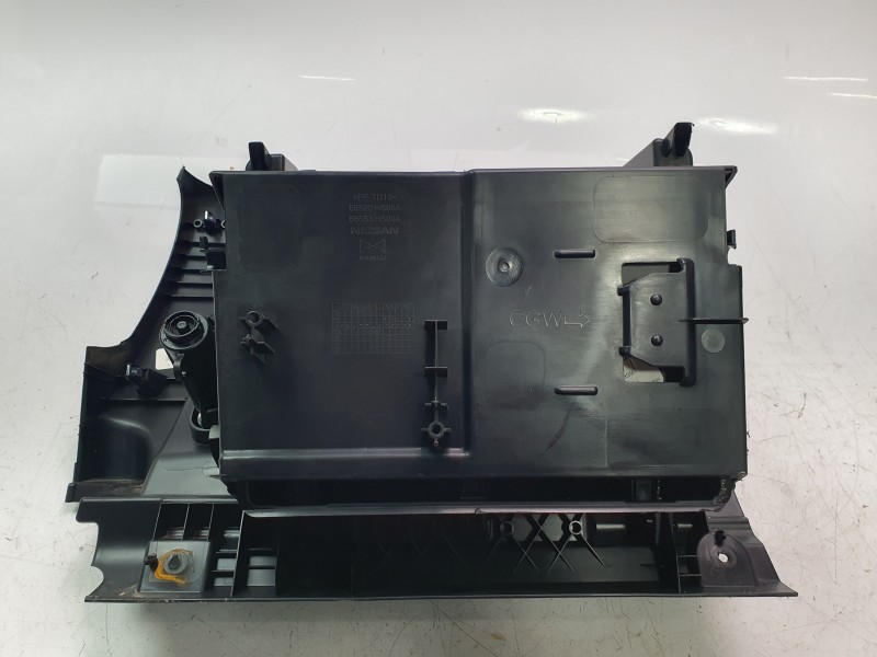 Recambio de guantera para nissan juke (f16_) dig-t 117 referencia OEM IAM 68520HS00A  