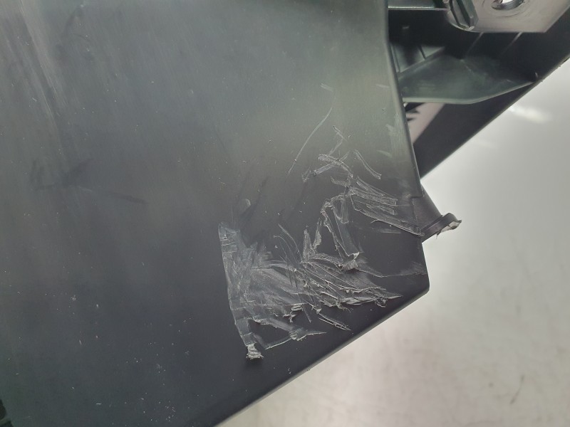 Recambio de guantera para nissan juke (f16_) dig-t 117 referencia OEM IAM 68520HS00A  