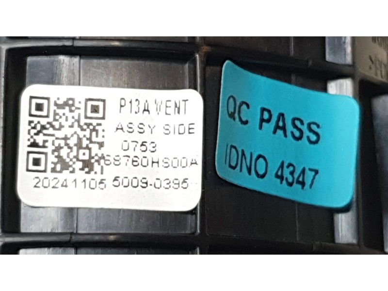 Recambio de aireador para nissan juke (f16_) dig-t 117 referencia OEM IAM 68760HS00A  