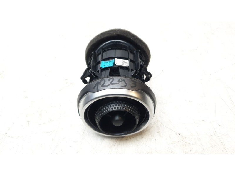 Recambio de aireador para nissan juke (f16_) dig-t 117 referencia OEM IAM 68760HS00A  