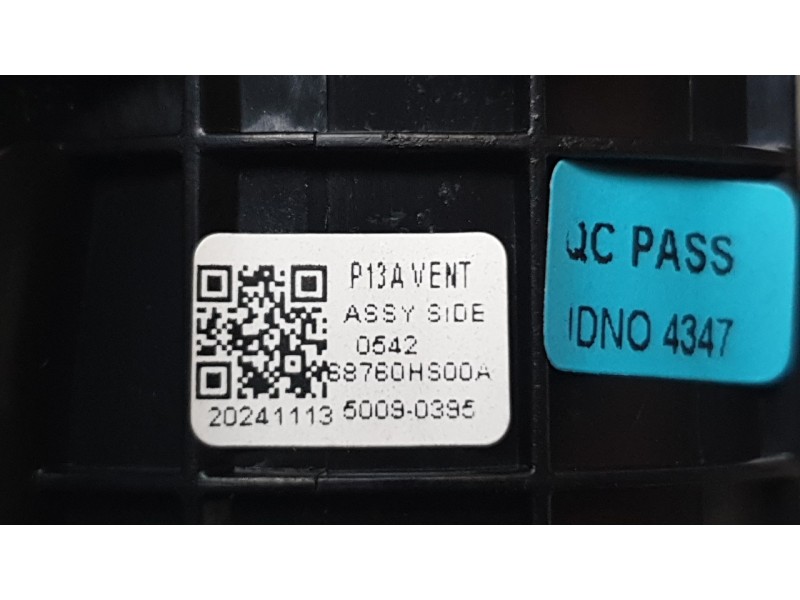 Recambio de aireador para nissan juke (f16_) dig-t 117 referencia OEM IAM 68760HS00A  