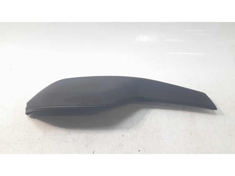 Recambio de moldura para nissan juke (f16_) dig-t 117 referencia OEM IAM 68241HS00B  