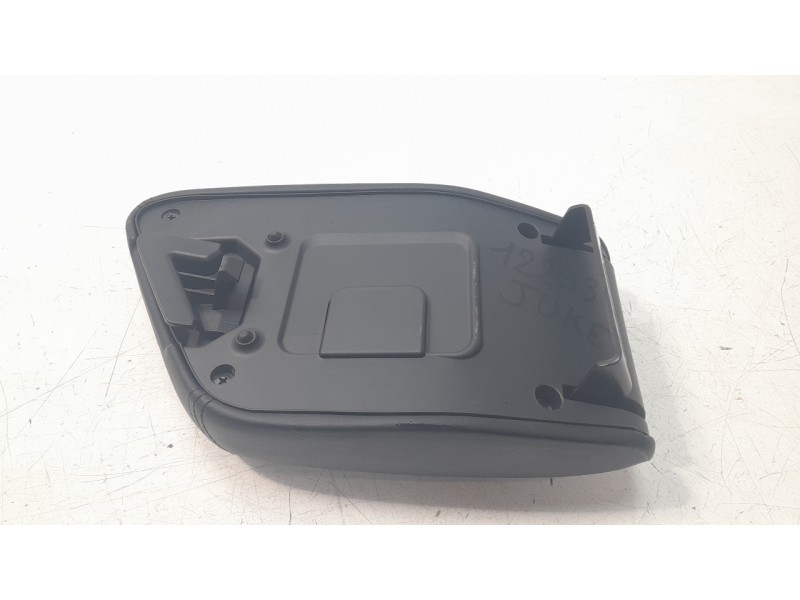 Recambio de apoyabrazos central para nissan juke (f16_) dig-t 117 referencia OEM IAM 969206PA0A  