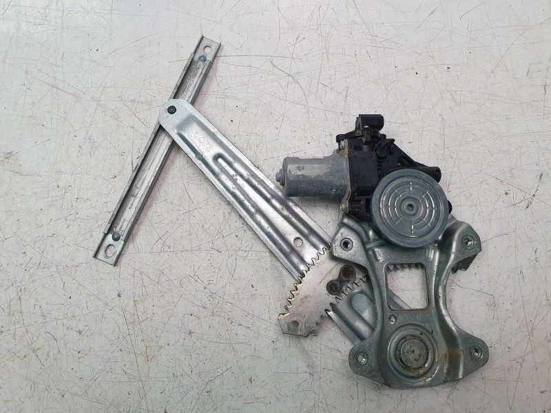 Recambio de elevalunas trasero derecho para nissan juke (f16_) dig-t 117 referencia OEM IAM 827201KA1C  