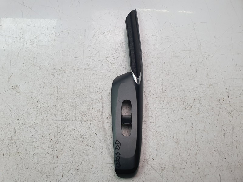 Recambio de moldura para nissan juke (f16_) dig-t 117 referencia OEM IAM 809606PA0B  