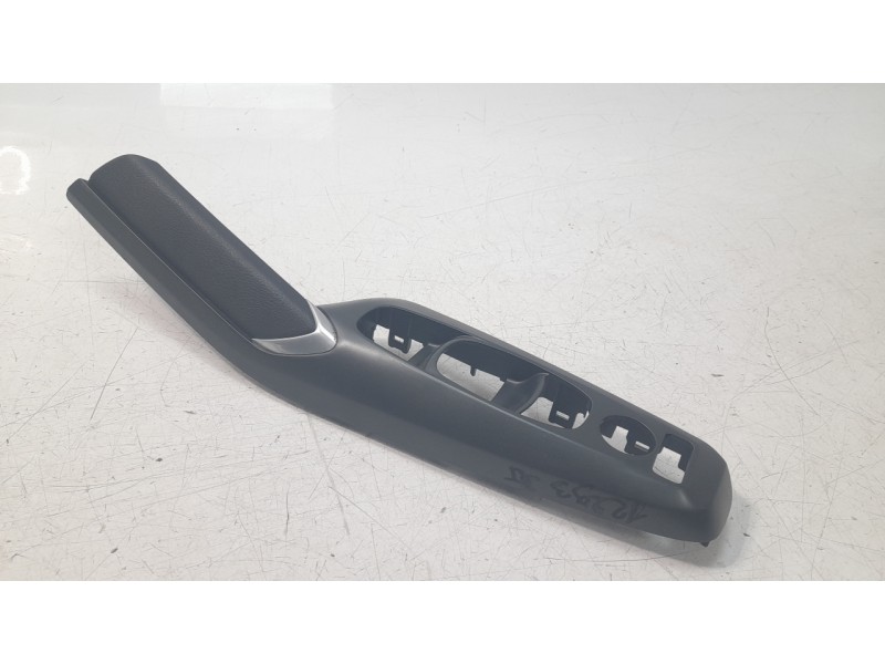 Recambio de moldura para nissan juke (f16_) dig-t 117 referencia OEM IAM 809616PAOA  