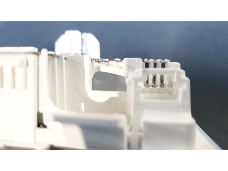 Recambio de luz interior para nissan juke (f16_) dig-t 117 referencia OEM IAM 264305TA6A  