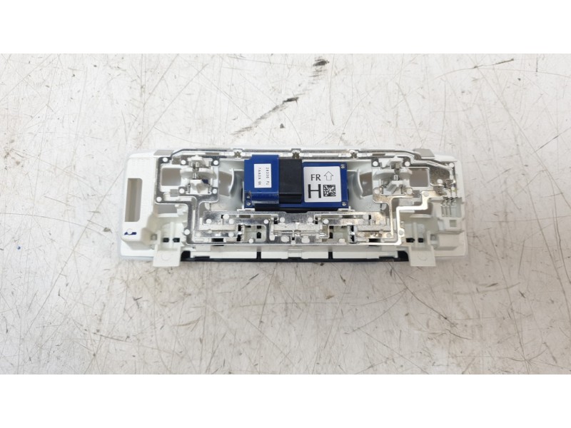 Recambio de luz interior para nissan juke (f16_) dig-t 117 referencia OEM IAM 264305TA6A  