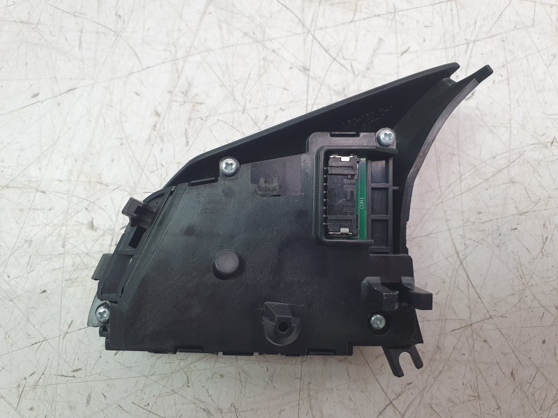 Recambio de mando volante para nissan juke (f16_) dig-t 117 referencia OEM IAM 25550HS00A  