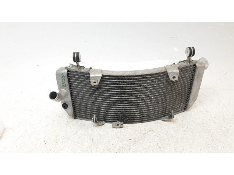 Recambio de radiador agua para yamaha tmax tmax referencia OEM IAM BBW124610000  