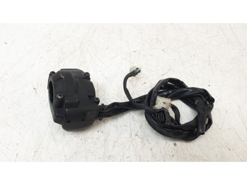 Recambio de piña luces derecha para yamaha tmax tmax referencia OEM IAM BBW8291R0000  