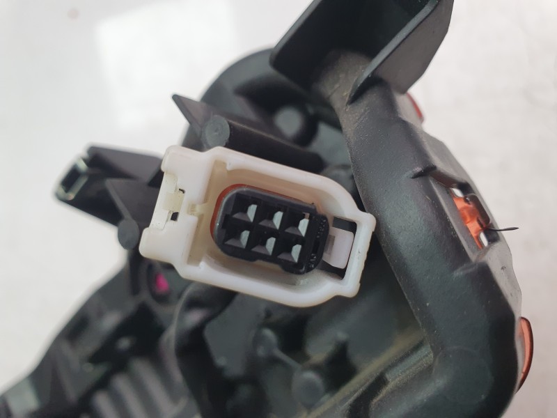 Recambio de piloto trasero central para yamaha tmax tmax referencia OEM IAM BBW847100000  