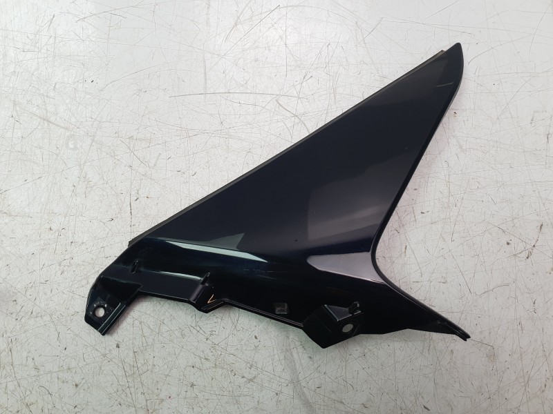 Recambio de molduras traseras para toyota yaris cross (mxp_) 1.5 hybrid (mxpj10) referencia OEM IAM 768070D010  