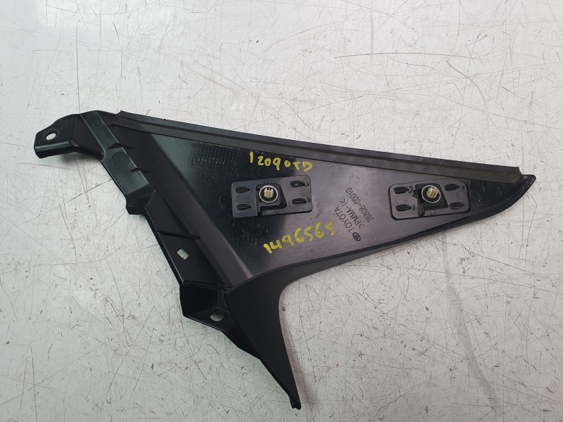 Recambio de molduras traseras para toyota yaris cross (mxp_) 1.5 hybrid (mxpj10) referencia OEM IAM 768080D010  