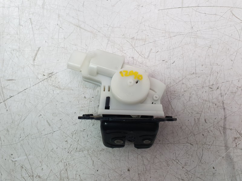 Recambio de cerradura maletero / porton para toyota yaris cross (mxp_) 1.5 hybrid (mxpj10) referencia OEM IAM 693500D250  