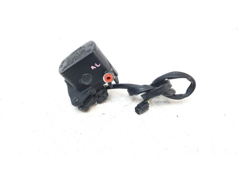 Recambio de bomba freno para yamaha tmax tmax referencia OEM IAM BC32580A0000  