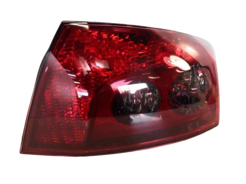 Recambio de piloto trasero derecho para peugeot 407 referencia OEM IAM 6351V9 103F17241770 PG0614153