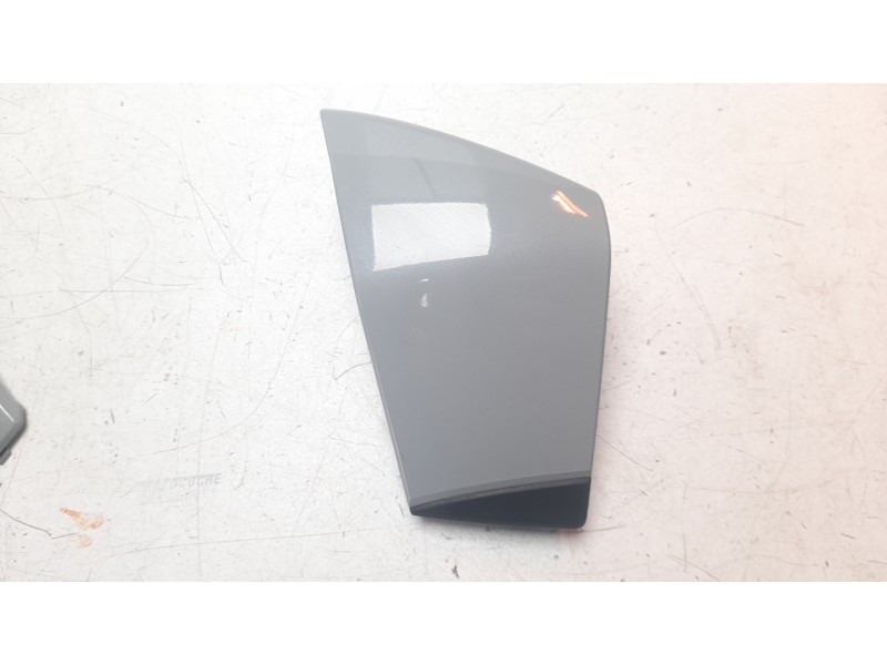 Recambio de guantera para honda pcx pcx 125 (jk05) referencia OEM IAM 81141K1ZJ10ZE  