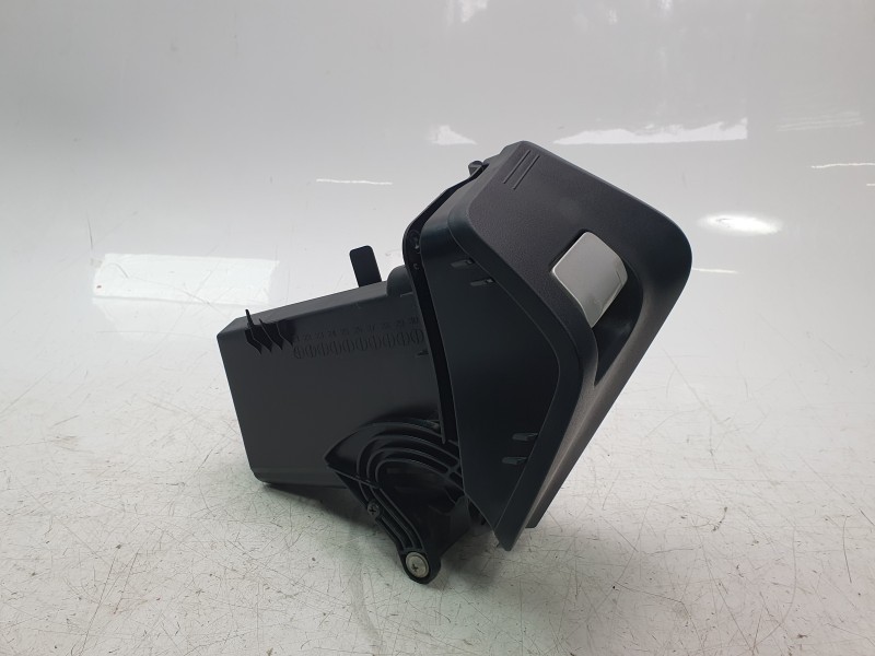 Recambio de guantera para yamaha tmax tmax referencia OEM IAM BBV2830R0000  