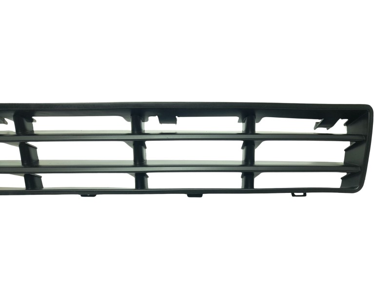 Recambio de rejilla paragolpes central para volkswagen passat berlina (3b3) referencia OEM IAM 3B0853677EB41 107232604 107232604