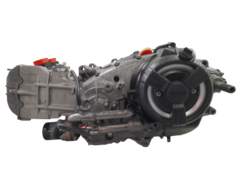 Recambio de motor completo para yamaha tmax tmax referencia OEM IAM J420E  