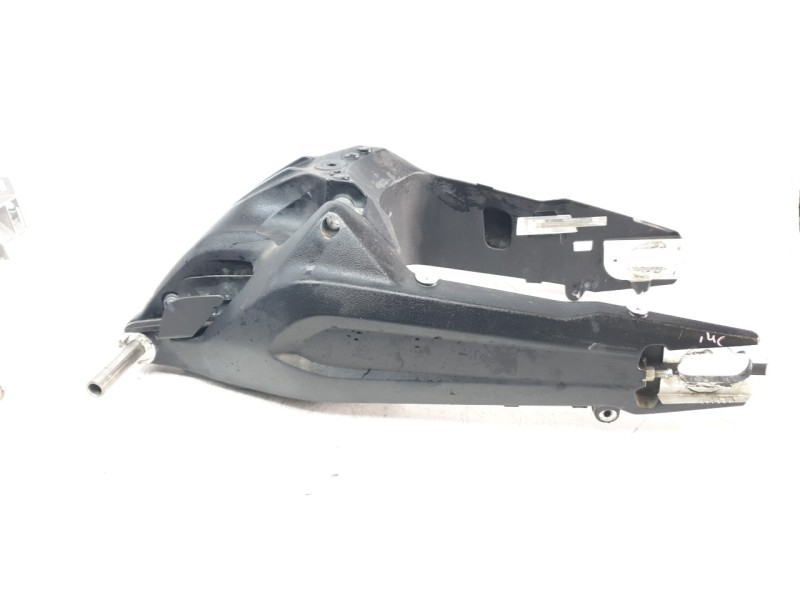 Recambio de basculante para ducati multistrada v2 referencia OEM IAM 37011955BB  
