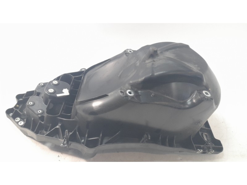 Recambio de baul bajo asiento para yamaha tmax tmax referencia OEM IAM BBW2473R0000  