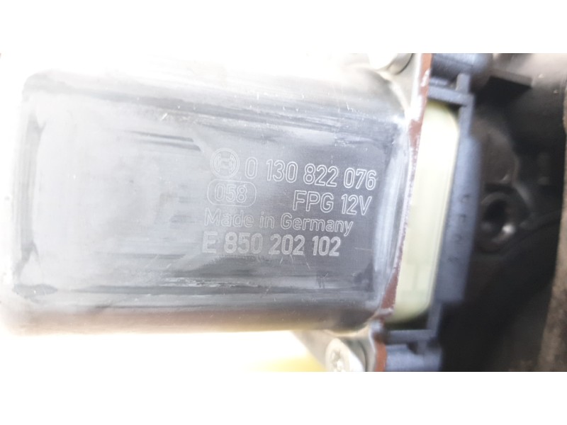 Recambio de elevalunas delantero izquierdo para audi a3 limousine (8ys, 8ym) 30 tdi referencia OEM IAM 8Y0837461  